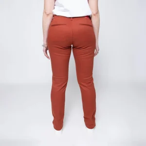 1083 CHINO SLIM 264 FUSELE Coton Bio Filidenim Flex Uni Terracotta Femme pas cher 17